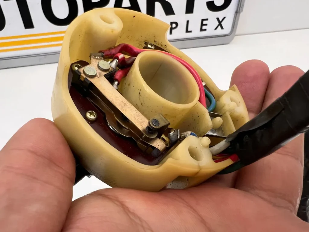 Corolla ke20 ke25 ke26 RHD combination switch (7)
