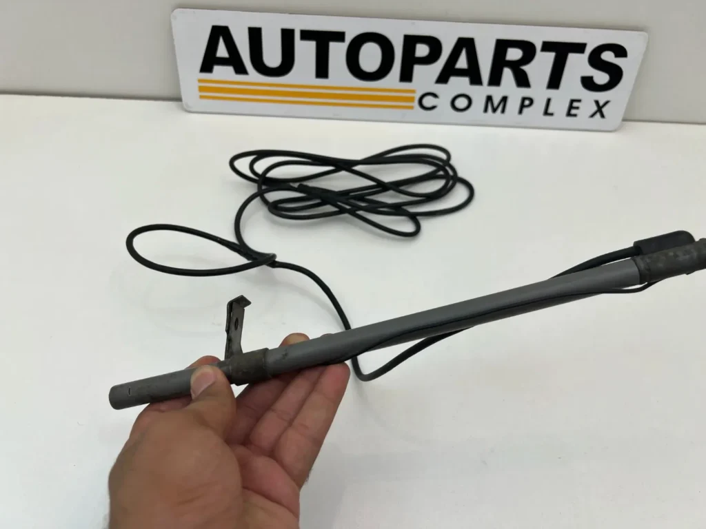 Corolla ke70 1982 1983 OEM fender antenna (4)