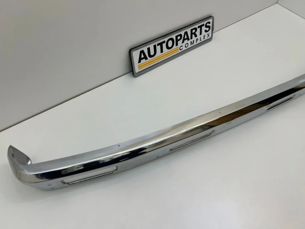 Hilux 1979 1980 2wd front NOS bumper (10)