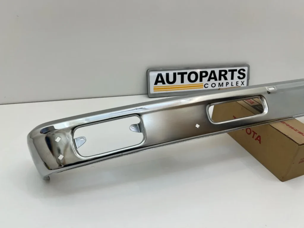 Hilux 1979 1980 2wd front NOS bumper (3)