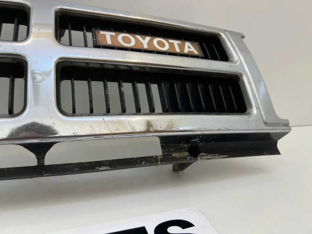 Hilux 1984 - 1988 4runner Surf JDM grille 710 condition (16)