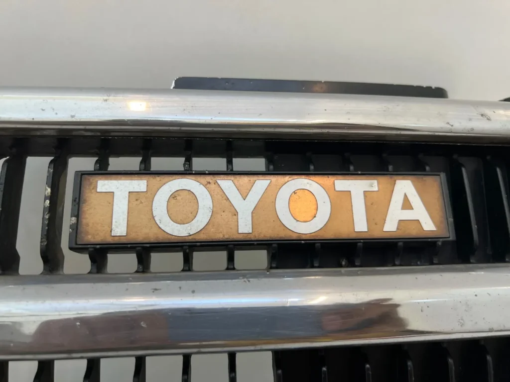 Hilux 1984 - 1988 4runner Surf JDM grille 710 condition (17)