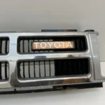 Hilux 1984 - 1988 4runner Surf JDM grille 710 condition (4)