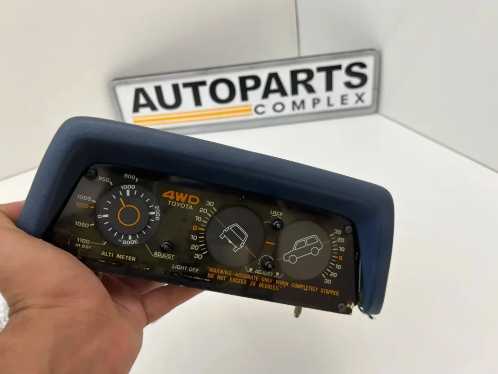 Hilux 1984 - 1988 4runner inclinometer (1)