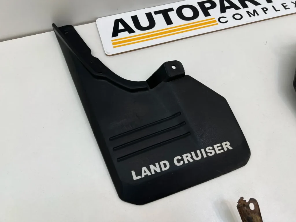 Land cruiser 70 series mud flaps set 1990 - 1996 (4)
