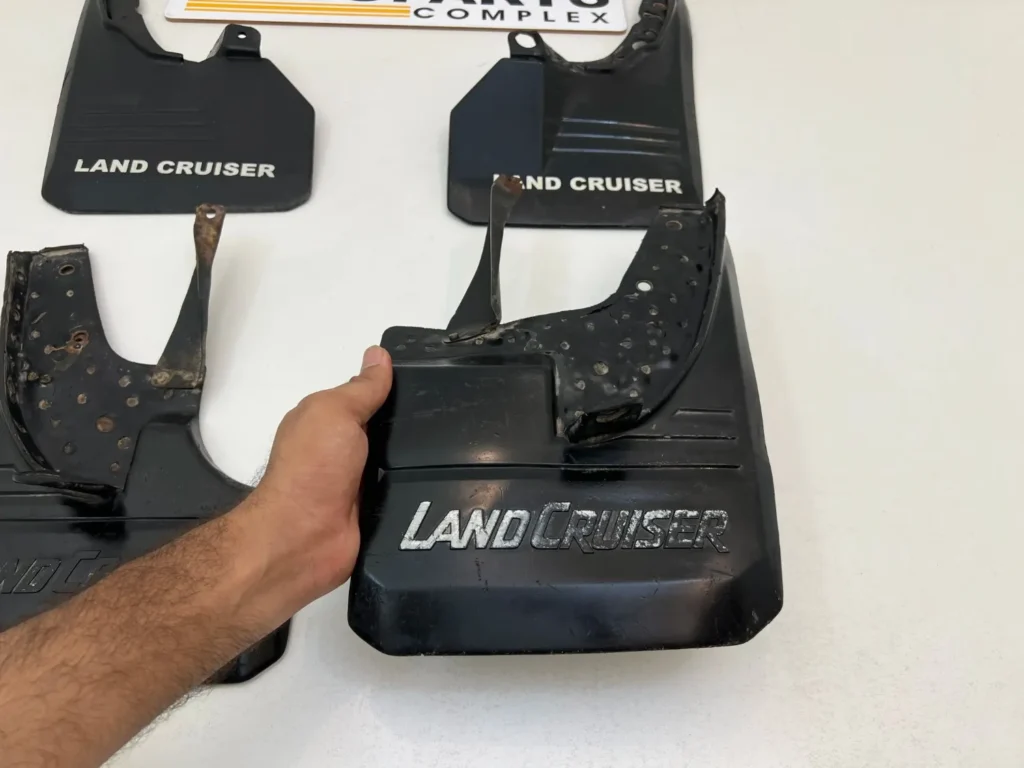 Land cruiser 70 series mud flaps set 1990 - 1996 (6)