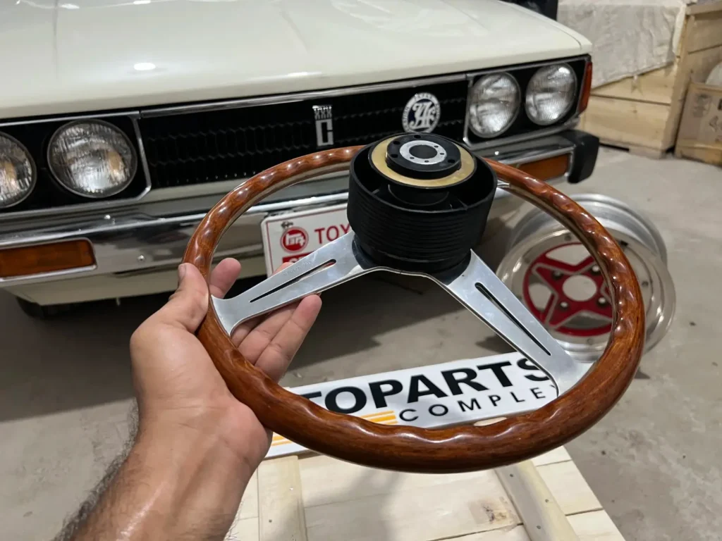 Legit Nardi classic wooden 360mm with Toyota hub adapter (10)