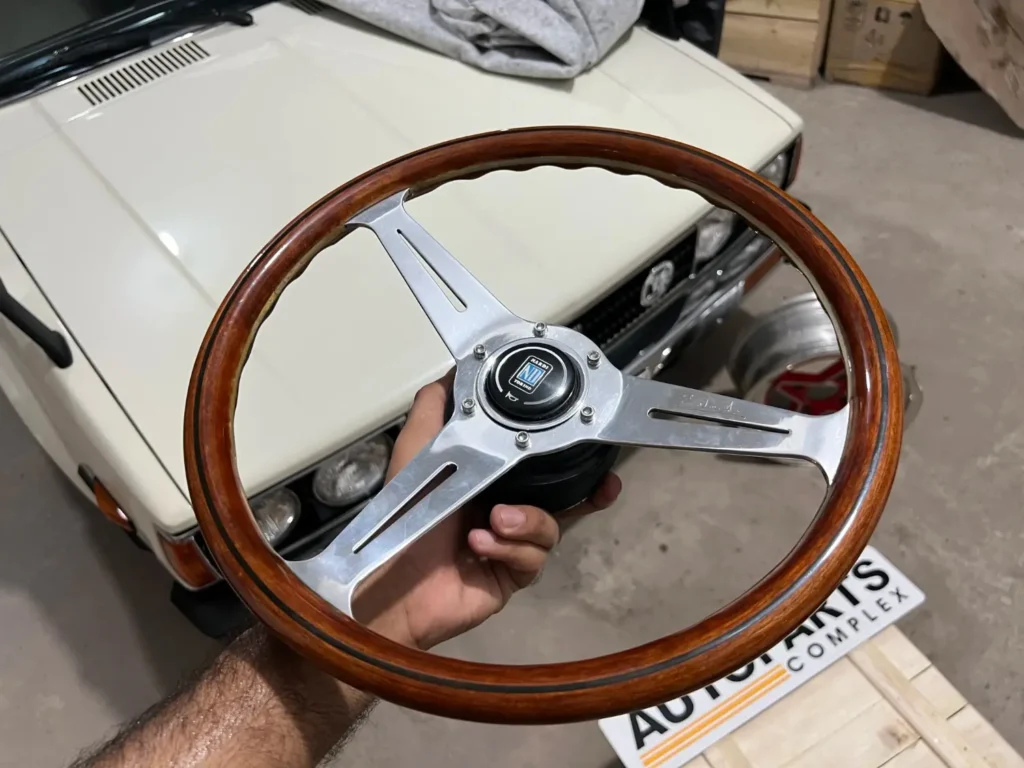 Legit Nardi classic wooden 360mm with Toyota hub adapter (12)