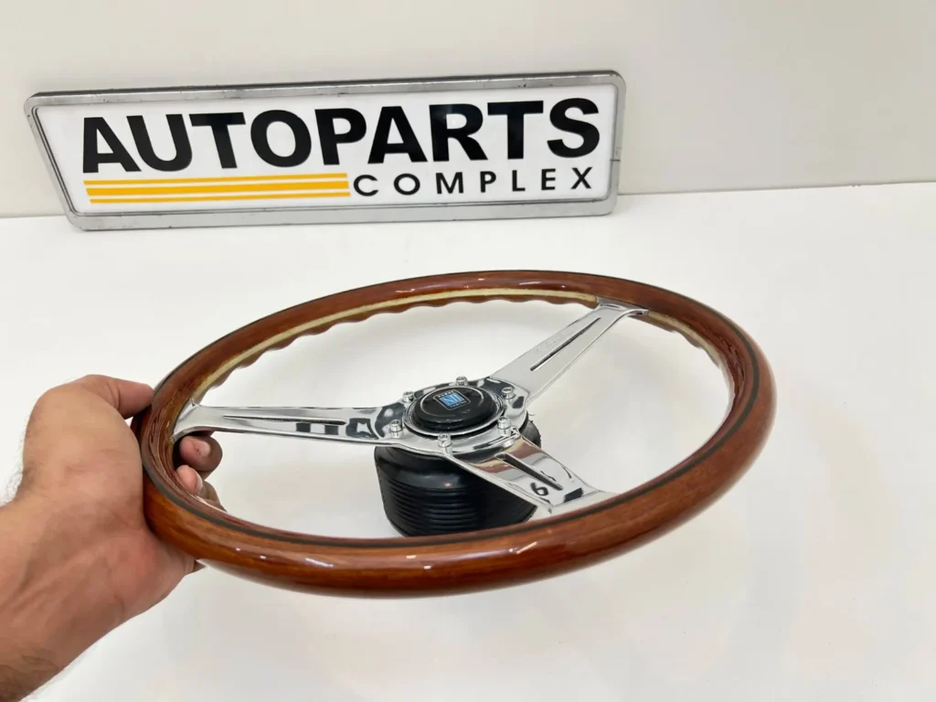 Legit Nardi classic wooden 360mm with Toyota hub adapter (5)
