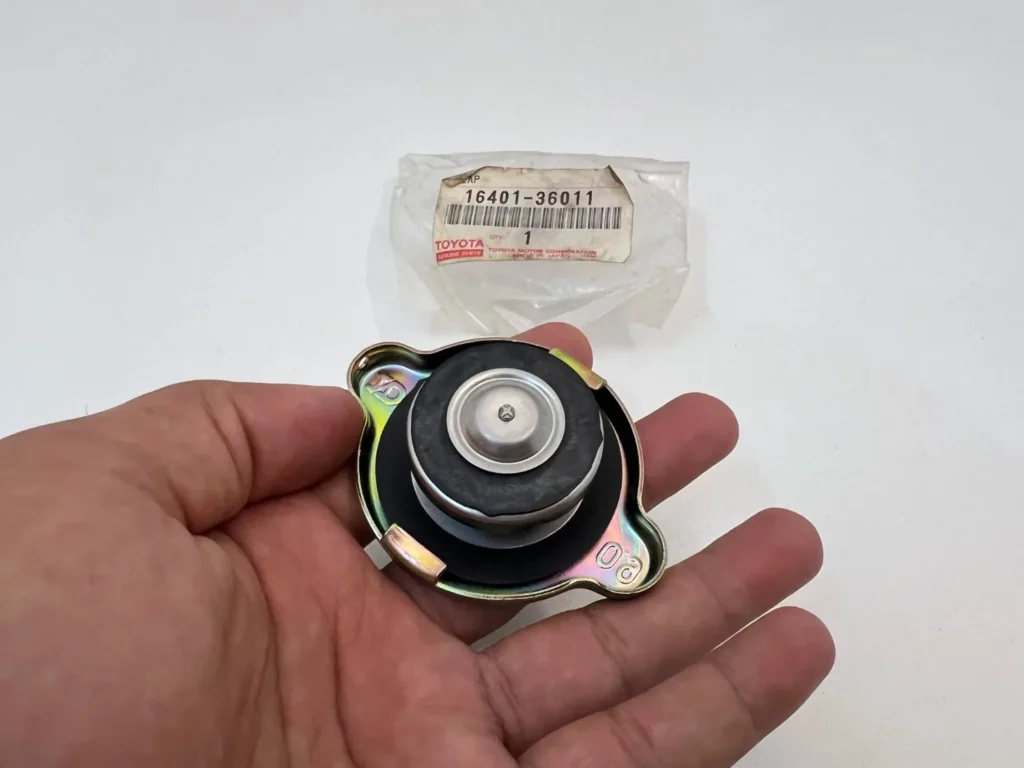OEM Toyota radiator cap (2)