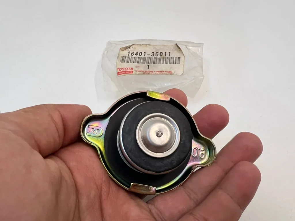 OEM Toyota radiator cap (5)