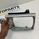 Toyota Hilux 1984 1985 1986 1987 1988 headlight chrome bezels pair (10)