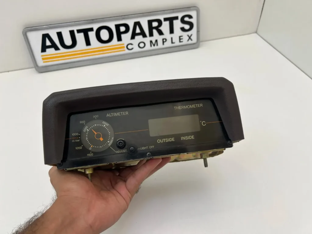 Toyota land cruiser 70 series altimeter (6)