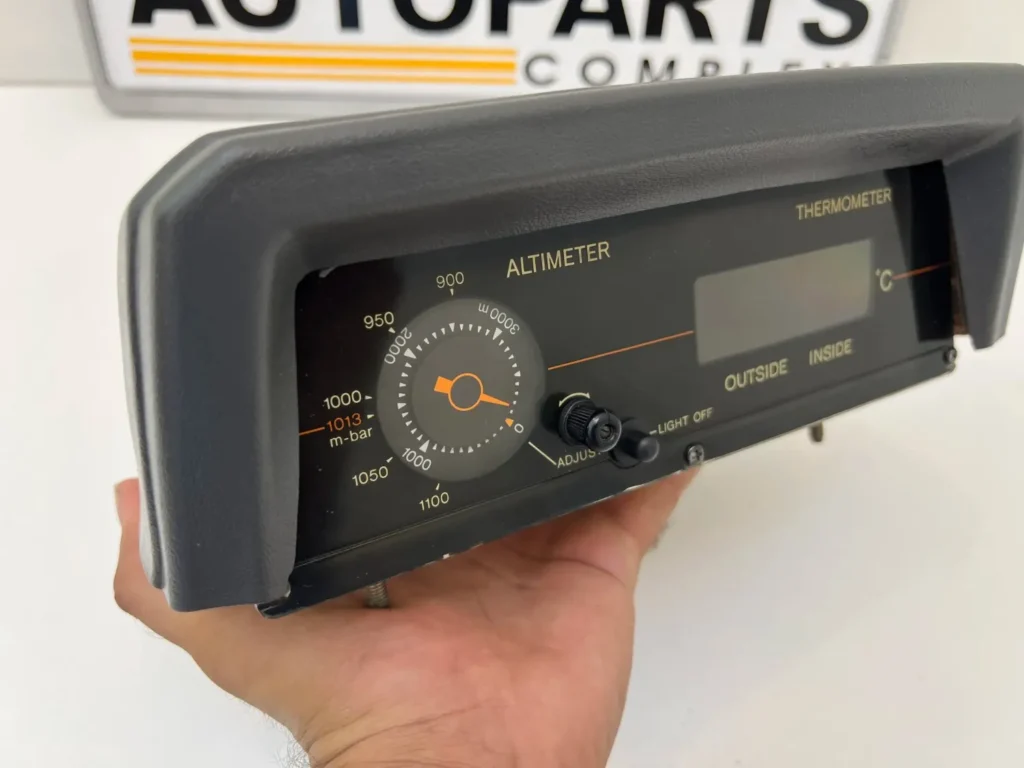 Toyota land cruiser 70 series altimeter (8)