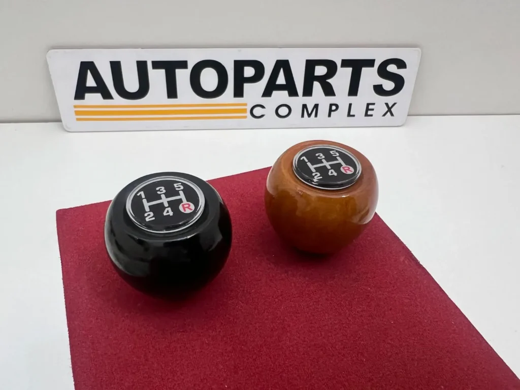 Toyota old school 5-Speed shift knobs for corolla, corona, Celica, starlet (1)