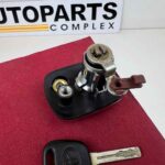 1991 - 1997 TOYOTA LAND CRUISER FJ80 FZJ80 TAILGATE TRUNK LOCK with 2 keys (8)