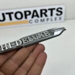 Corolla 1971 1972 Hi-Deluxe trunk lid badge (6)