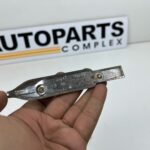 Corolla 1971 1972 Hi-Deluxe trunk lid badge (7)