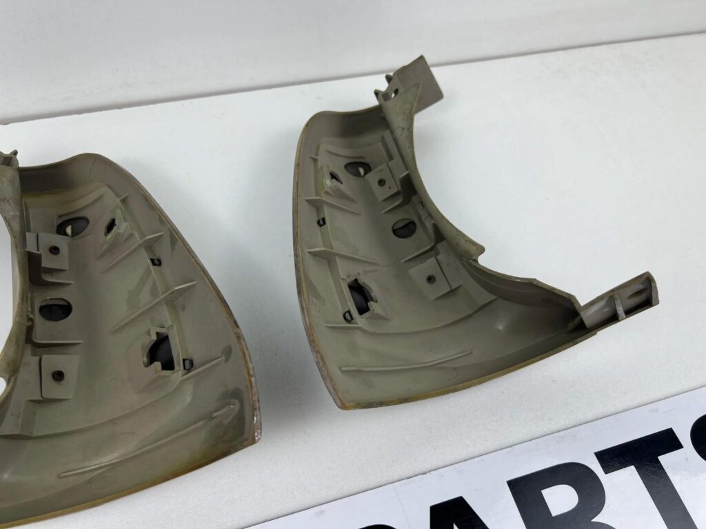 Corolla 1971 - 1974 ke20 te21 te28 fender garnish pair used item (11)