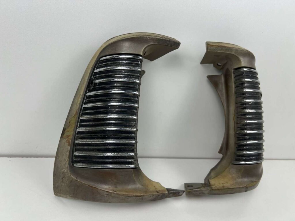 Corolla 1971 - 1974 ke20 te21 te28 fender garnish pair used item (3)