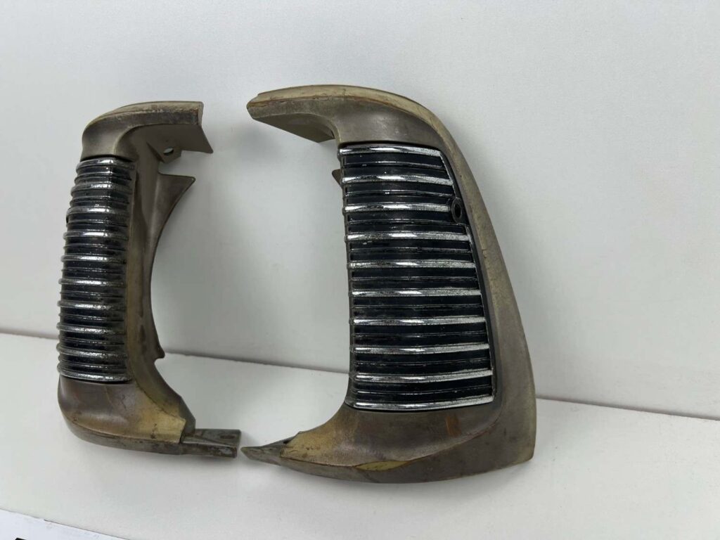 Corolla 1971 - 1974 ke20 te21 te28 fender garnish pair used item (4)