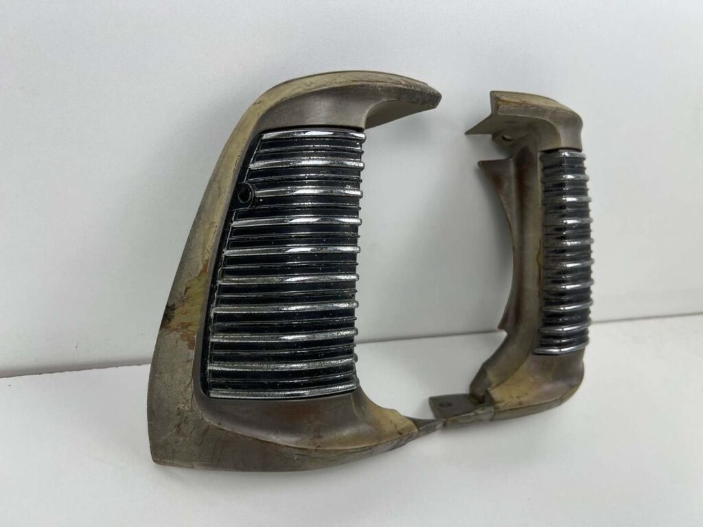 Corolla 1971 - 1974 ke20 te21 te28 fender garnish pair used item (8)