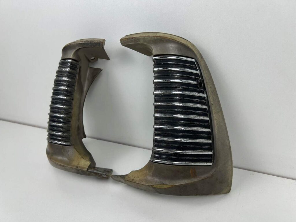 Corolla 1971 - 1974 ke20 te21 te28 fender garnish pair used item (9)
