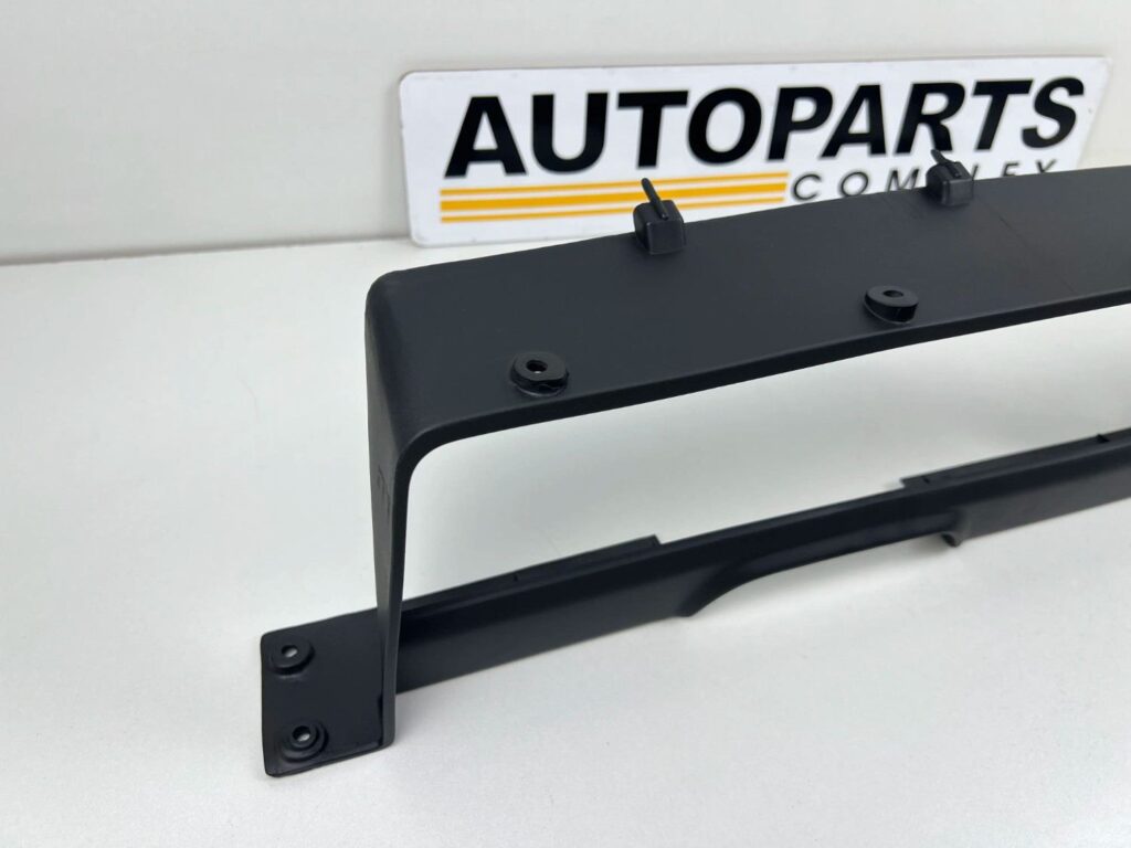 Corolla 1980 1981 TE72 ke70 LHD Dash cluster bezel (12)