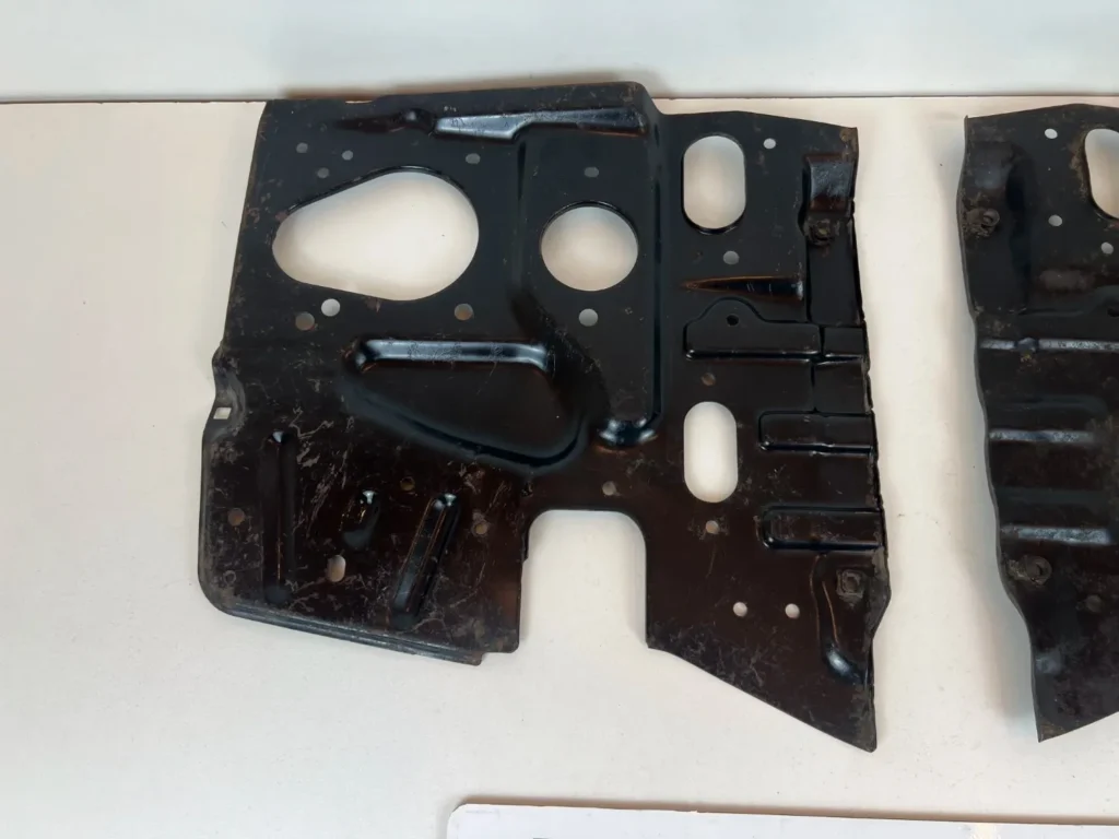 Corolla 1980 1981 quad lights headlights support panel (L+R) (1)
