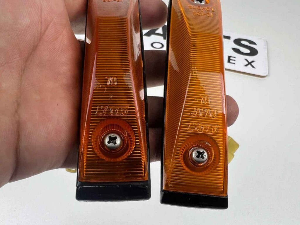 Corolla 1980 - 1983 JDM fender indicators pair (ke70 TE72 Ae70) (4)