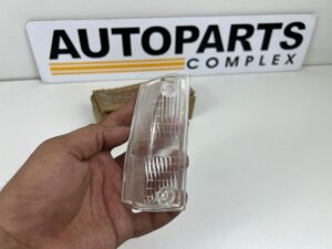 Corolla 1980 parking corner lamp lens NOS OEM (Right side) (4)