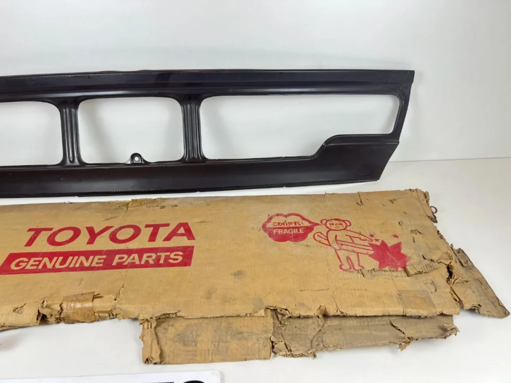 Corolla 1981 sedanwagon ke70 Te72 front apron deflector (3)