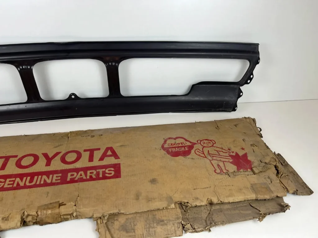 Corolla 1981 sedanwagon ke70 Te72 front apron deflector (6)