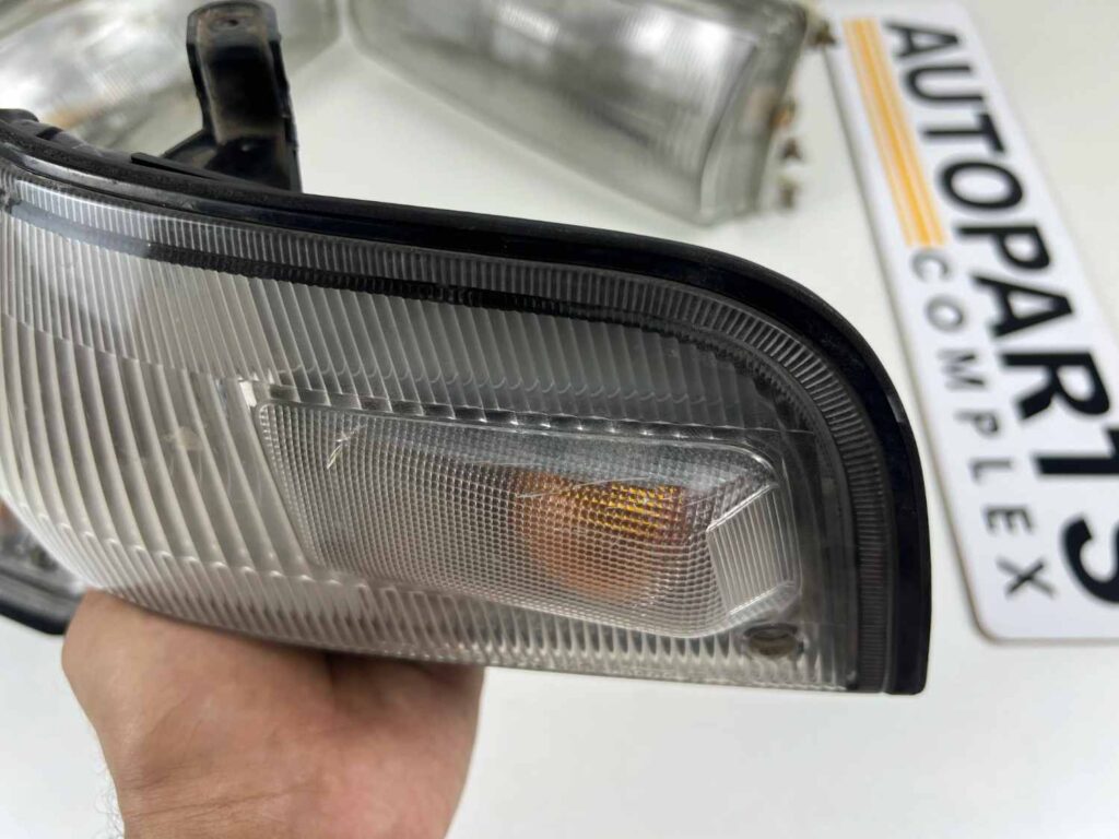 Corolla 1988 1989 1990 1991 AE92 FX GT headlights with parking lights (20)