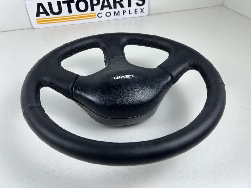 Corolla 1988 - 1991 Ae92 OEM JDM Levin steering wheel (9)