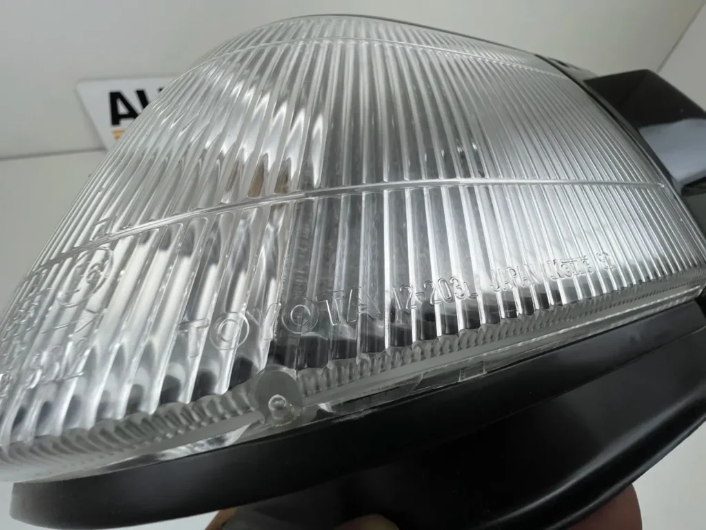 Corolla AE85 AE86 parking lamps NOS OEM (5)