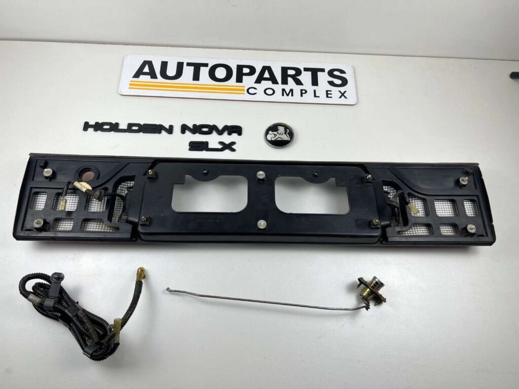 Corolla Ae100 Ae101 Holden Nova center garnish plate (Complete kit) (12)