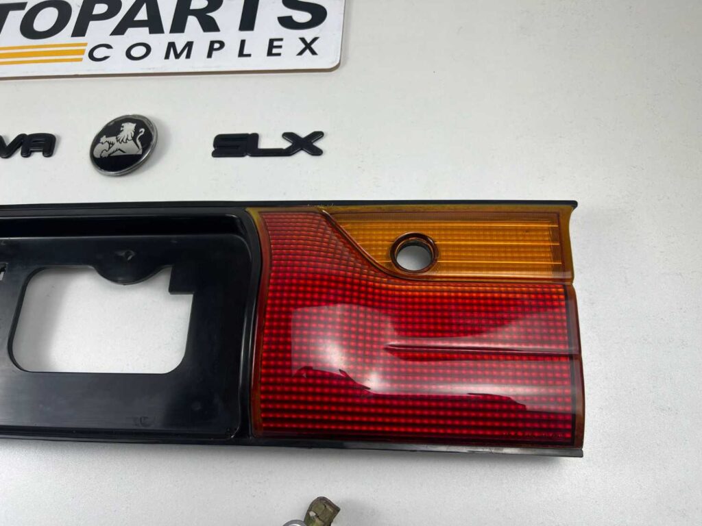 Corolla Ae100 Ae101 Holden Nova center garnish plate (Complete kit) (2)