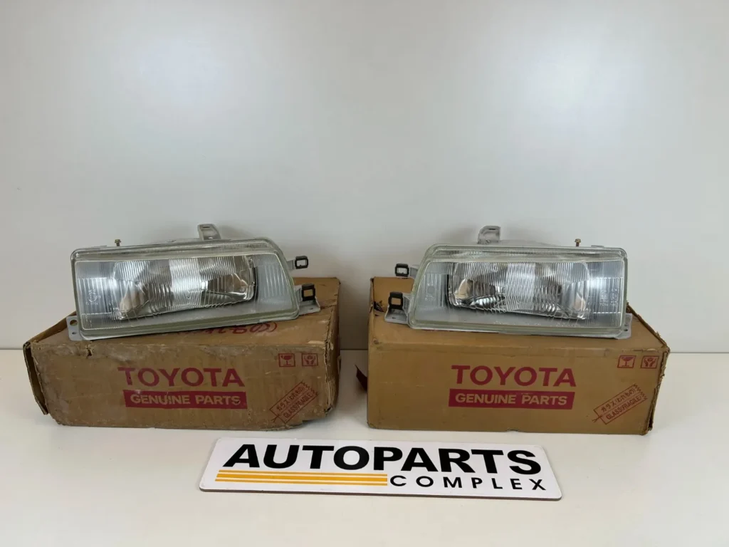 Corolla Ae92 1988 - 1991 headlights Genuine Brand New (8)