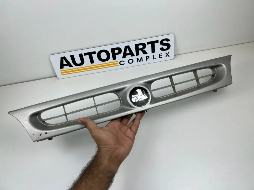 Corolla Holden Nova ae100 ae101 OEM grille (1)