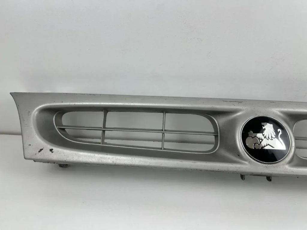 Corolla Holden Nova ae100 ae101 OEM grille (3)