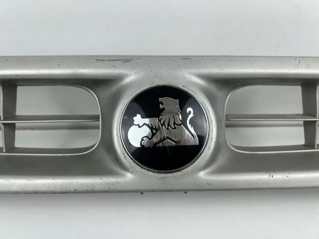 Corolla Holden Nova ae100 ae101 OEM grille (4)