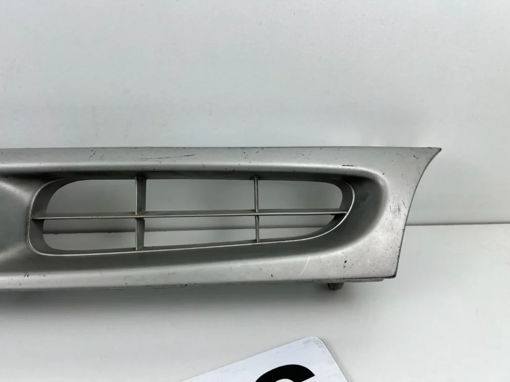 Corolla Holden Nova ae100 ae101 OEM grille (5)