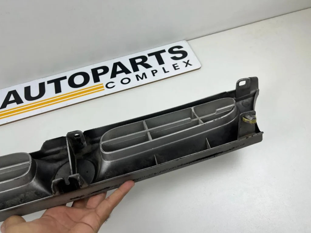 Corolla Holden Nova ae100 ae101 OEM grille (8)