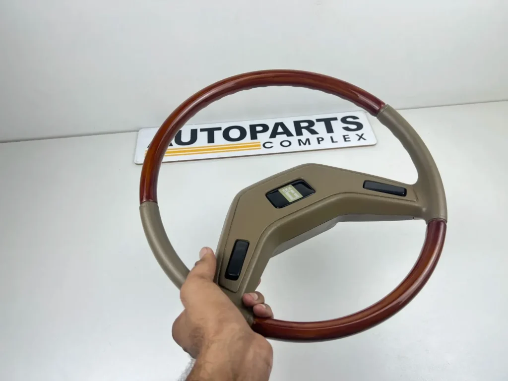 Corolla Ke70 TE72 rare OEM JDM wooden steering wheel (10)