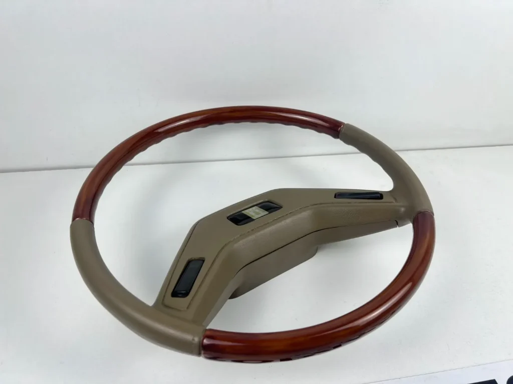 Corolla Ke70 TE72 rare OEM JDM wooden steering wheel (6)