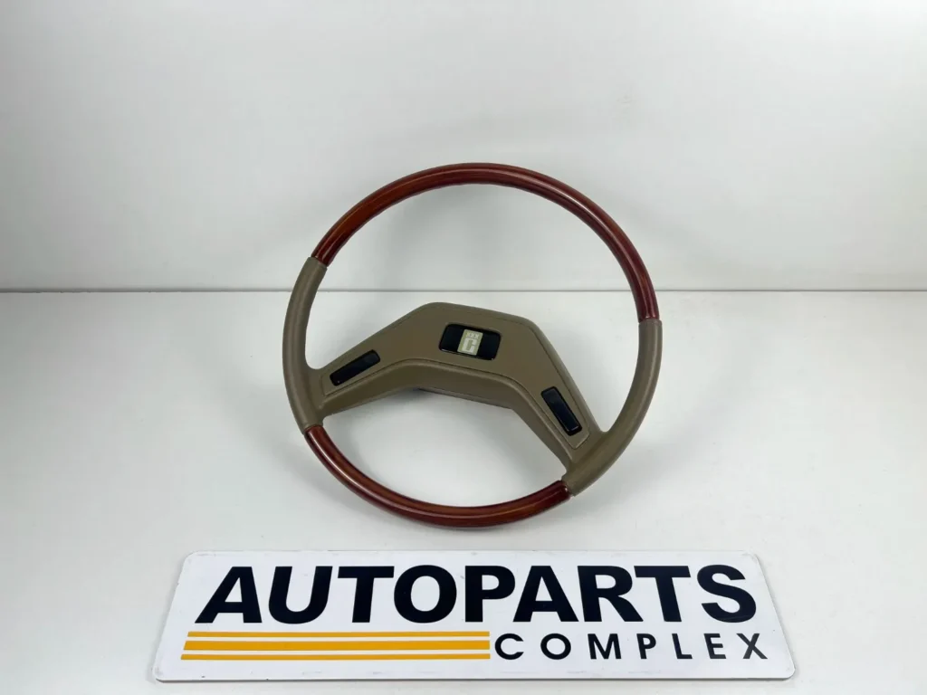Corolla Ke70 TE72 rare OEM JDM wooden steering wheel (8)