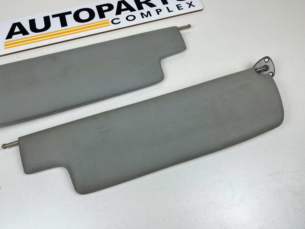 Corona 1970 - 1973 inside sun visors pair OEM RT80 RT81 RT83 (3)