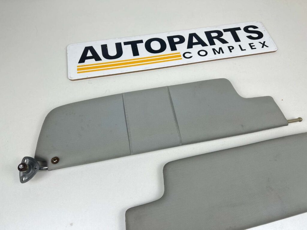 Corona 1970 - 1973 inside sun visors pair OEM RT80 RT81 RT83 (8)