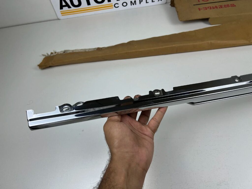 Corona 1981 1982 1983 RT13# Tt13# XT13# NOS OEM radiator upper chrome trim (3)